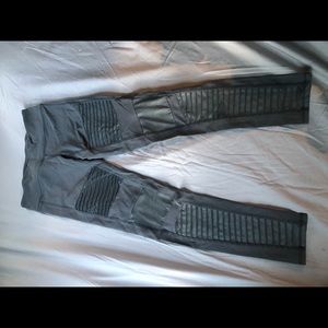 Grey Alo Moro Leggings